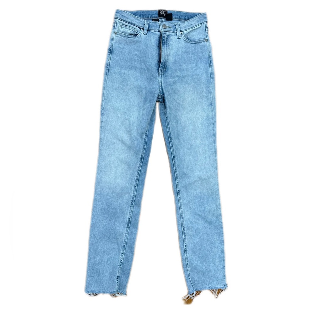 NWOT BDG Light Wash Girlfriend High Rise Women's Jeans with Frayed Hem